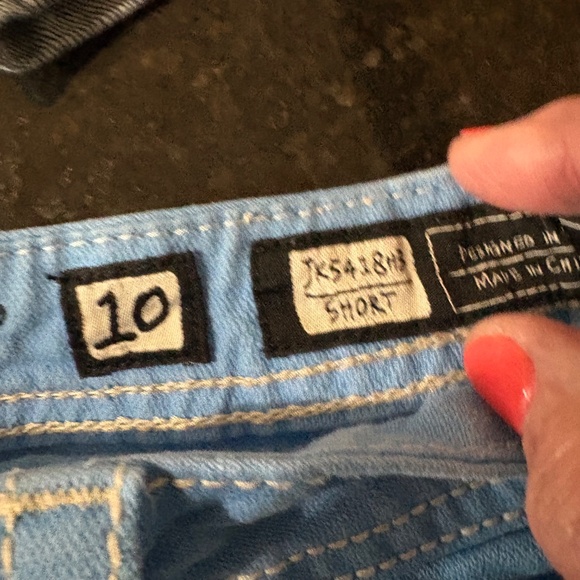 Girls Miss Me Jeans Shorts Low Rise Blue Floral Flap Denim Kids 10 - Picture 12 of 15